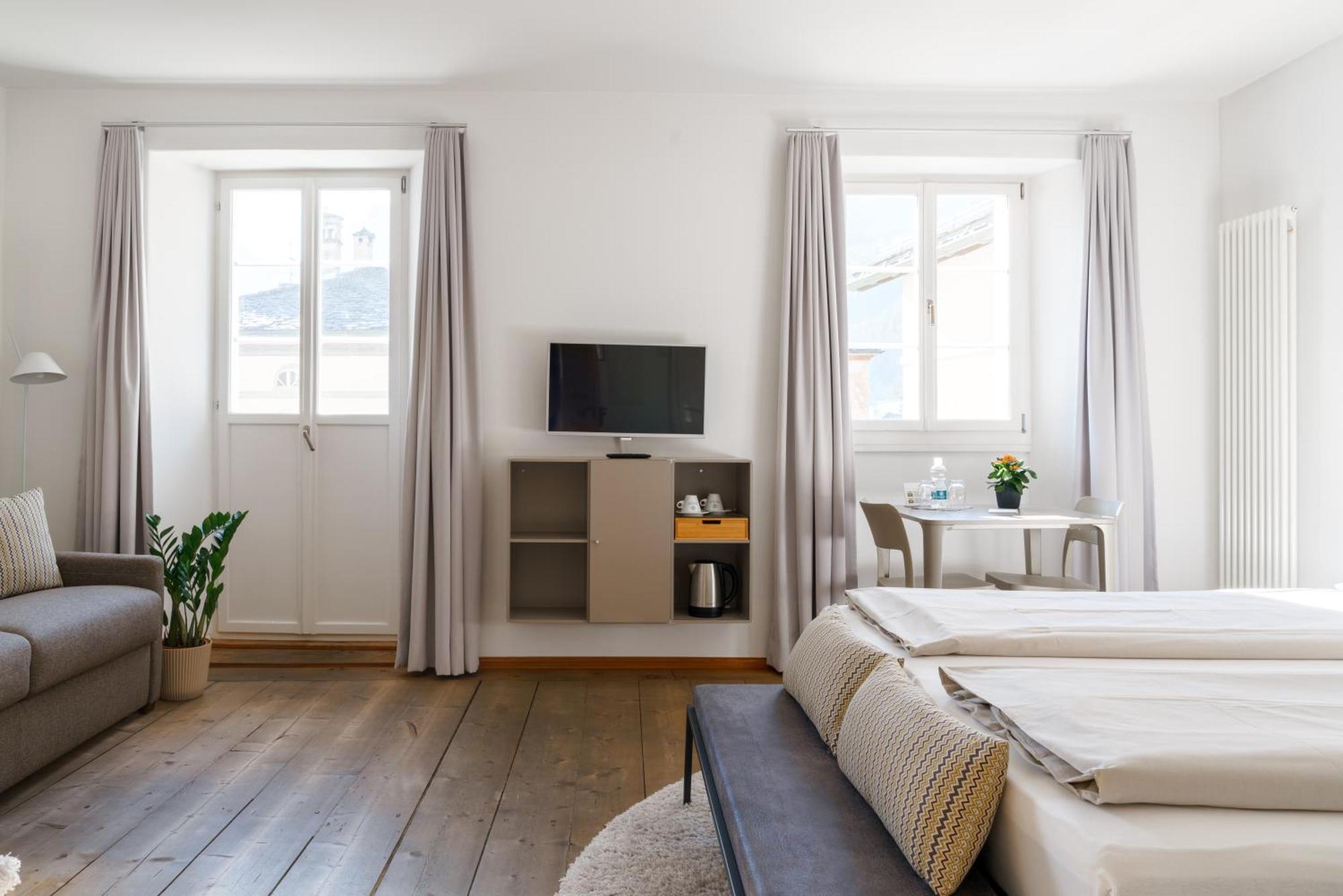 Ca' Del Borgo, Rooms & Suites Poschiavo Exterior foto