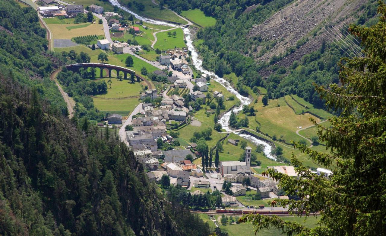 Ca' Del Borgo, Rooms & Suites Poschiavo Exterior foto